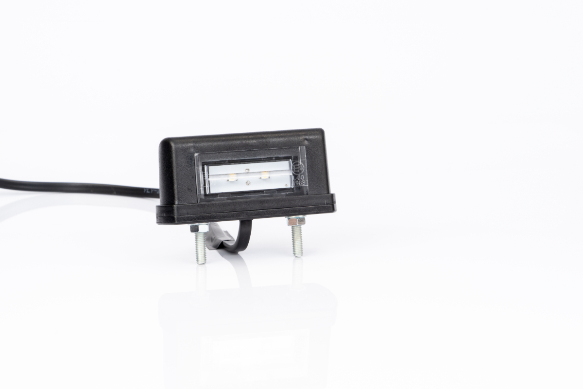 Фонарь подсветки номерного знака FRISTOM LED чёрный прямоугольный (провод) FT-016 LED