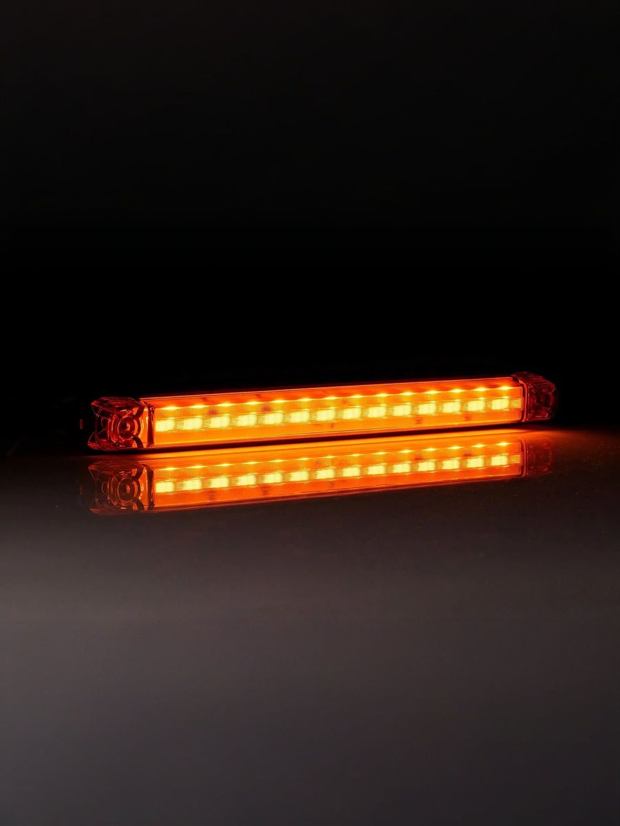 Фонарь габаритный Fristom LED 12-36V, жёлтого цвета с проводом 0,15 m.(241x27.5x22.8) FT-092 Z LED