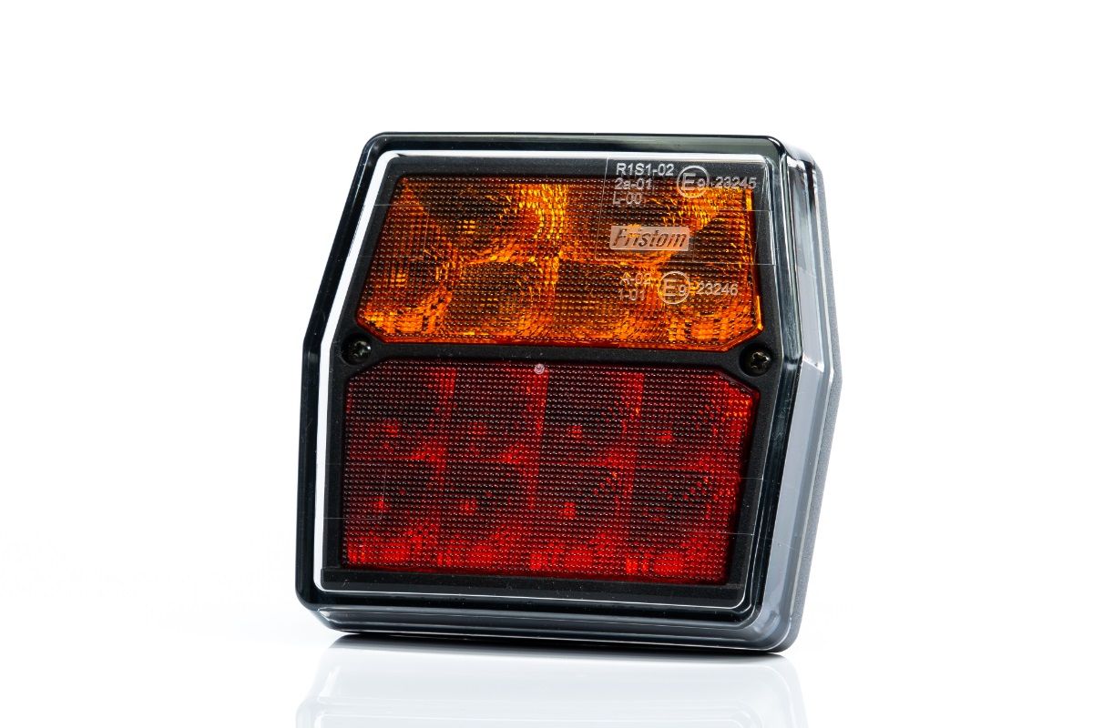 Фонарь задний FRISTOM LED универсальный 12V, 3-функциональный (разъем Bajonet) FT-222 LED BAJONET