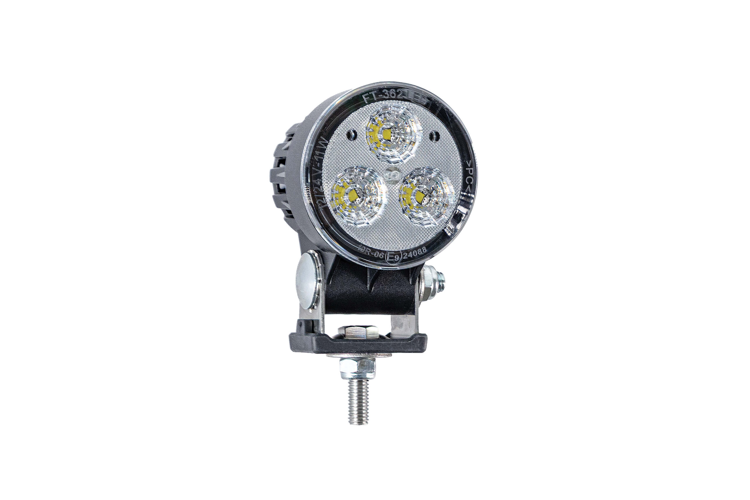 Рабочая фара LED круглая (d-65мм) с ШИРОКИМ световым потоком, мощность 1200 lm, кабель 1,5 м.